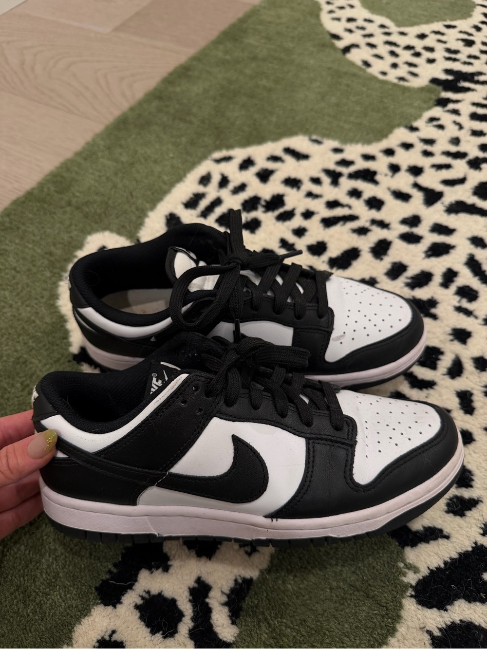 Nike low dunks